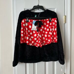 NWT HUE Sleepwear Set LARGE Black Red and White